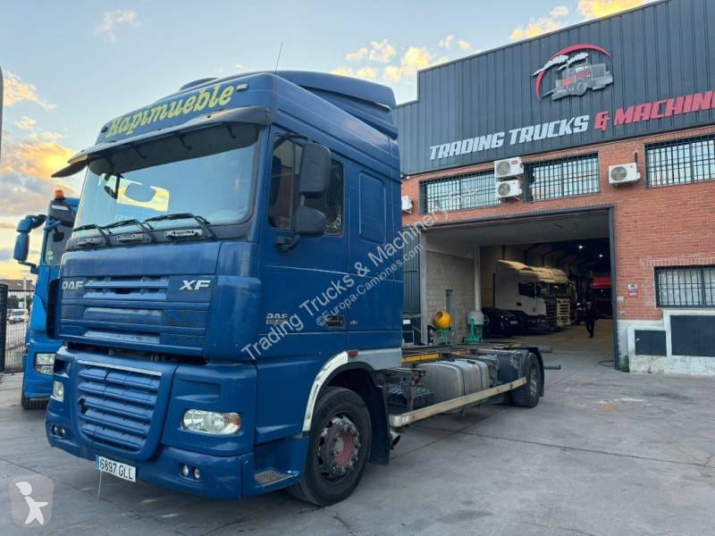 DAF XF 105 foto 3