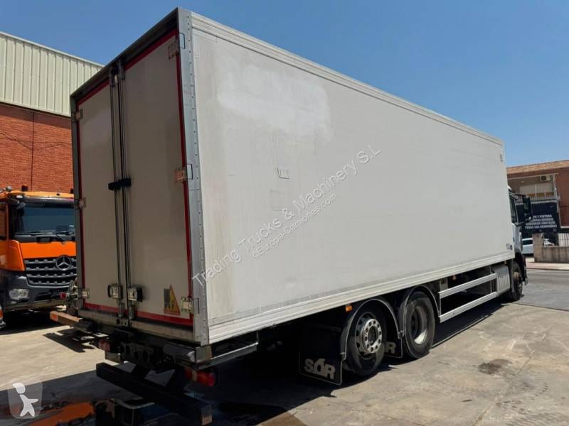 Mercedes Actros 2532L foto 4
