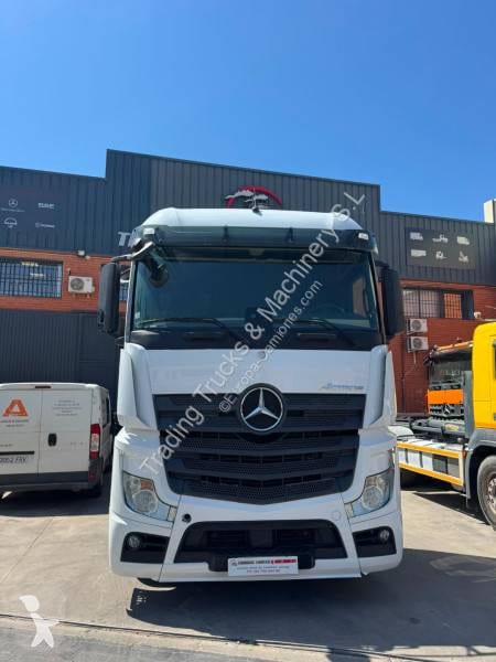Mercedes Actros 1845 foto 2
