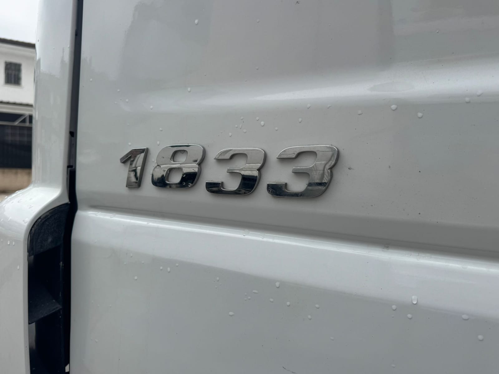 Mercedes Axor 1833 foto 10