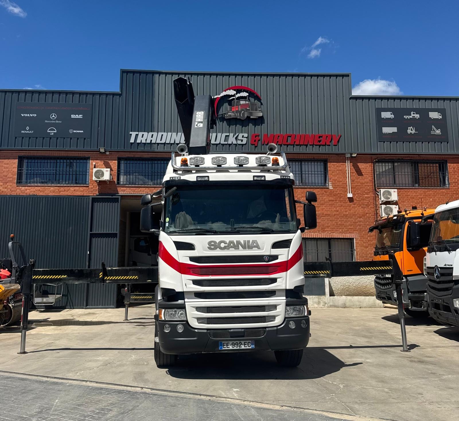 Scania R490 + Grúa Hiab foto 2