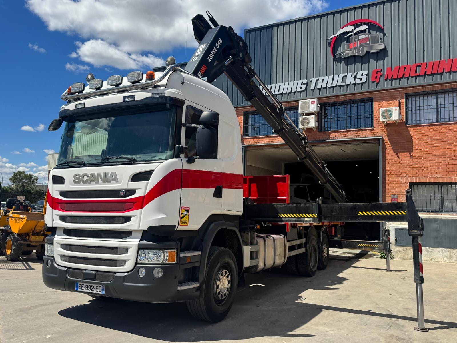 Scania R490 + Grúa Hiab foto 3
